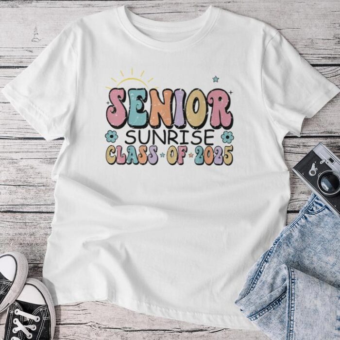 1St Day Of Senior Sunrise 2025 Back To School Groovy Unisex T-shirt