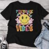 7Th Grade Vibes Smile Face Back To School Seventh Grade Unisex T-shirt