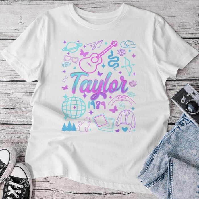 Groovy 80'S Taylor First Name Personalized Birthday Girl Unisex T-shirt