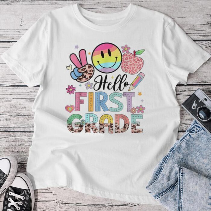 Hello First Grade 1St Grade First Day Of School Unisex T-shirt