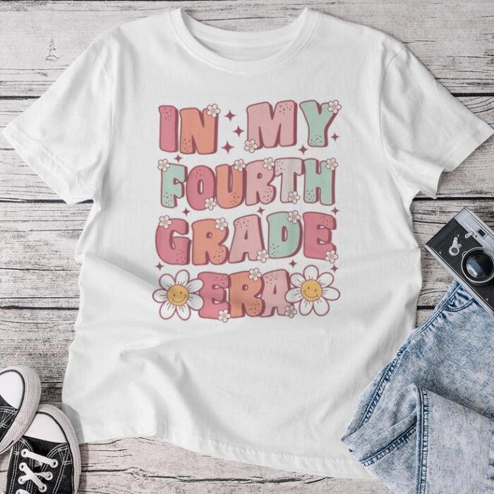 In My Fourth Grade Era Cute Groovy 4Th Grade Back To School Unisex T-shirt