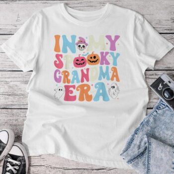 In My Spooky Grandma Era Halloween Groovy Grandma Halloween Unisex T-shirt
