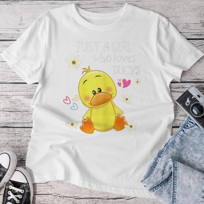 Just A Girl Who Loves Ducks Unisex T-shirt