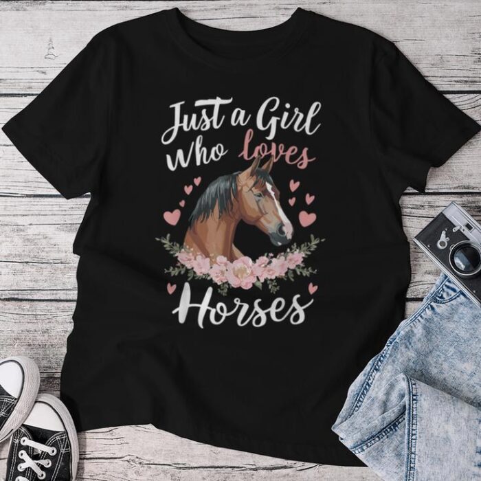 Just A Girl Who Loves Horses Vintage Horse Unisex T-shirt