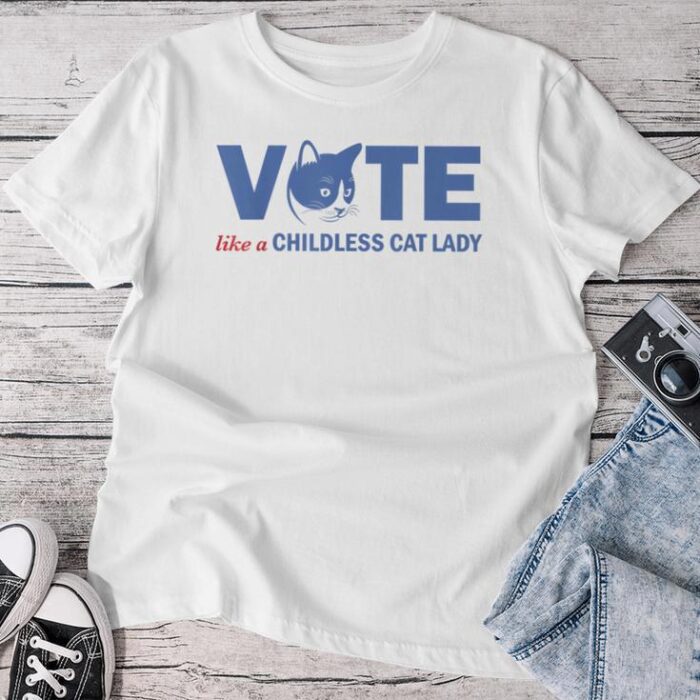 Vote Like A Childless Cat Lady Voting Kamala Unisex T-shirt